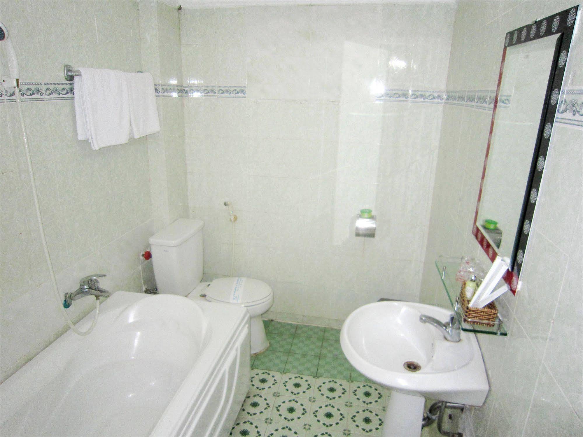 Thanh Hong Hotel Ho Şi Min Exterior foto
